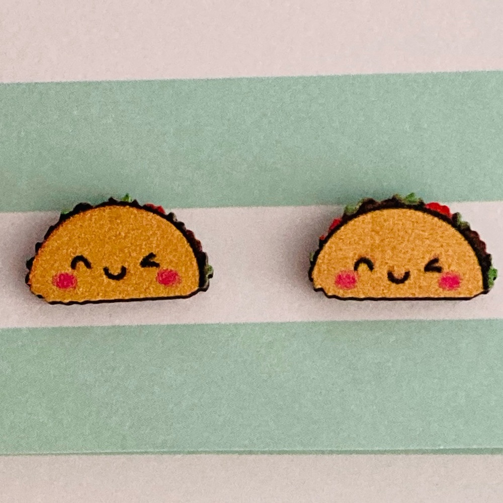 NWT Winky Taco Earrings Posts Pierced Earrings Cinco DeMayo Mexican